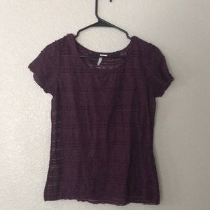Woman’s lace purple top